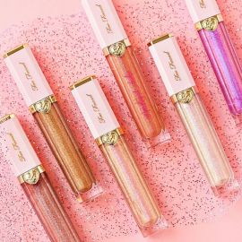 Review son Too Faced Rich & Dazzling Lip Gloss
