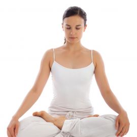 Lấy lại vóc dáng thon gọn sau sinh với yoga, các mẹ đã biết chưa?